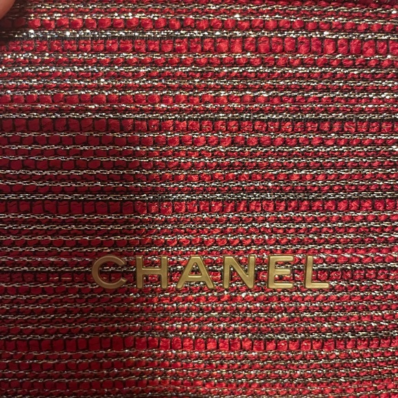 Chanel Cosmetic Bag - Picture 7 of 9